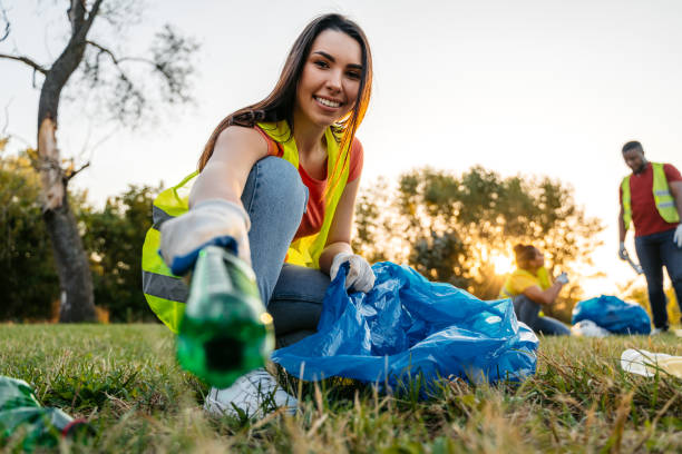 Best Construction Debris Removal  in Linden, MI